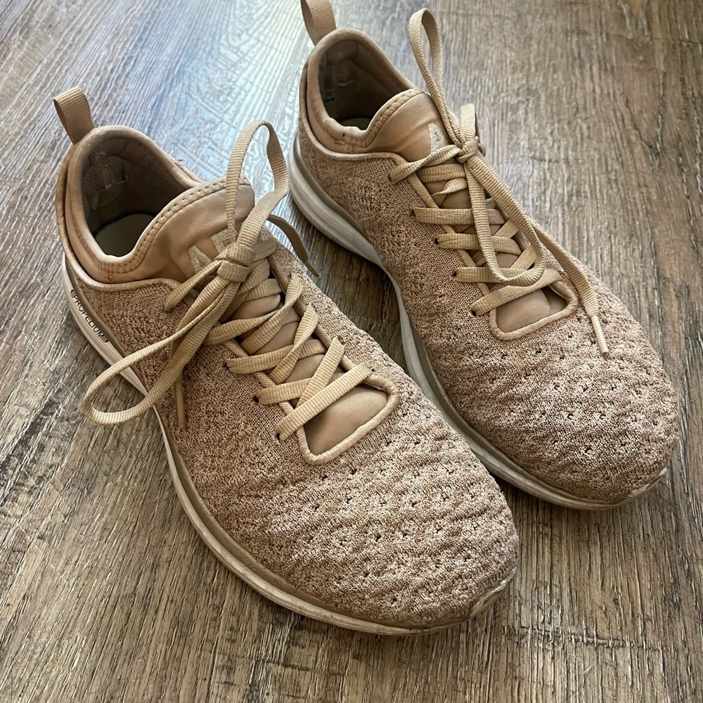 APL Propelium sneakers